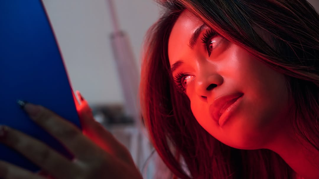 Red light therapy session at Excell Atelier in Huntington Beach