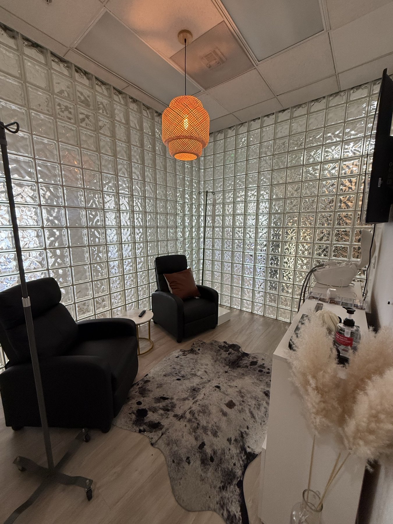 Reception lounge with glass block wall